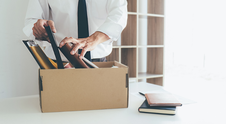 Почему увольняются сотрудники: причины ухода и как удержать персонал в компании